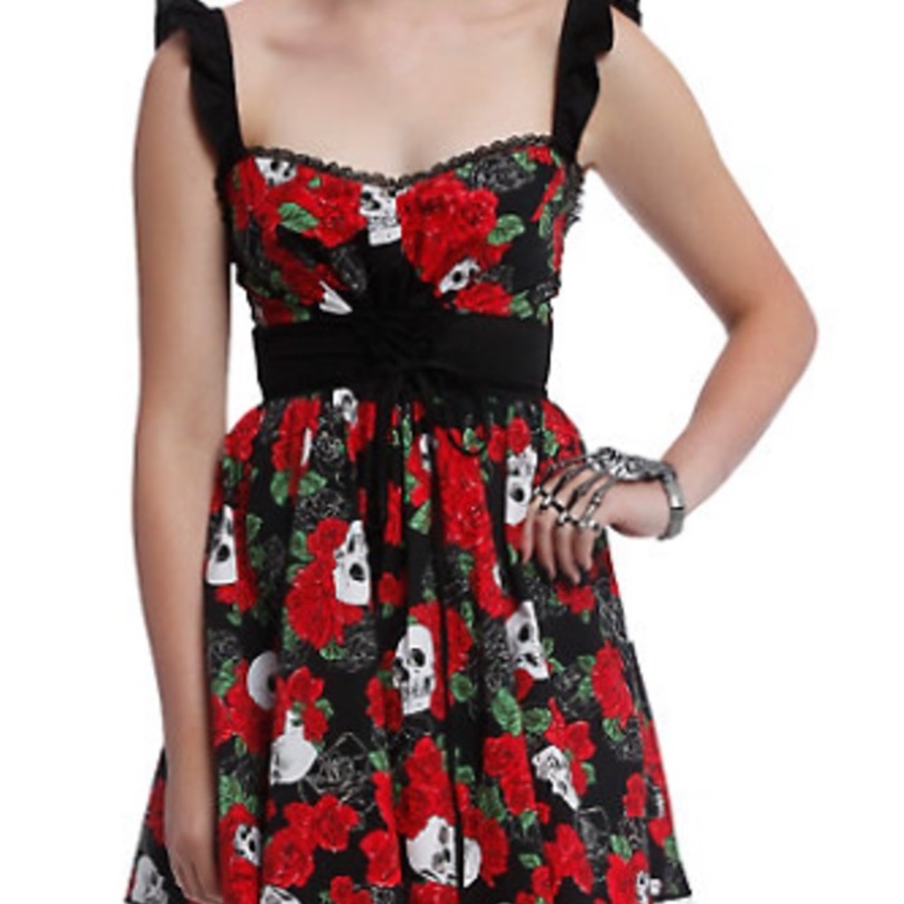 Hot topic rose dress